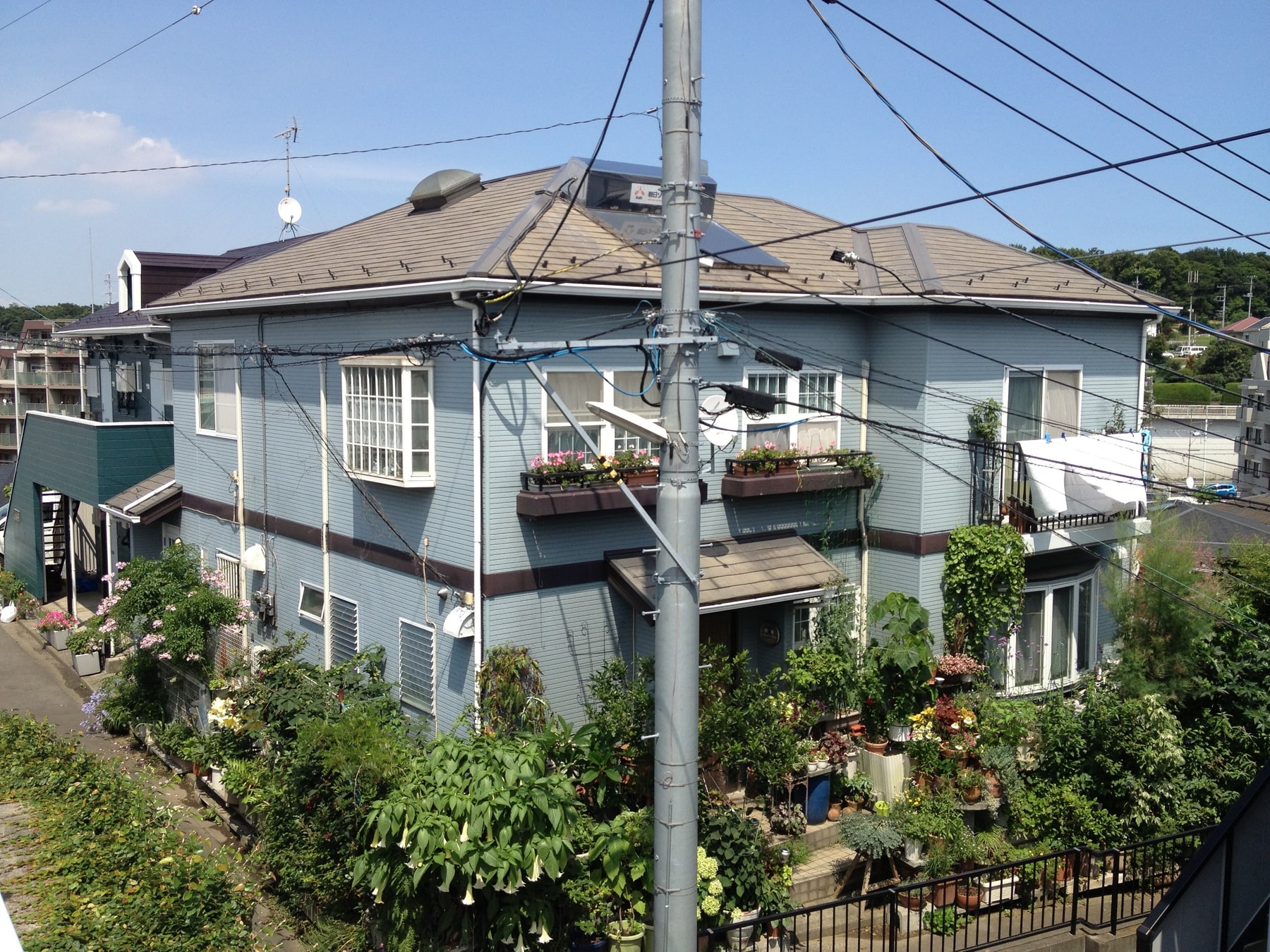 横浜市保土ケ谷区のアパート・母屋外装塗装 写真1