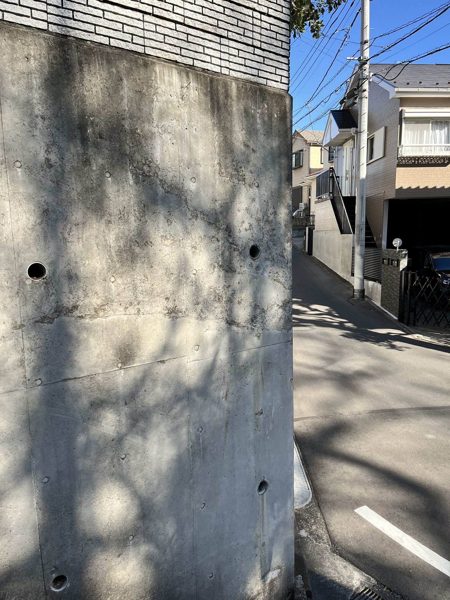横浜市泉区の擁壁・外まわり補修 写真1